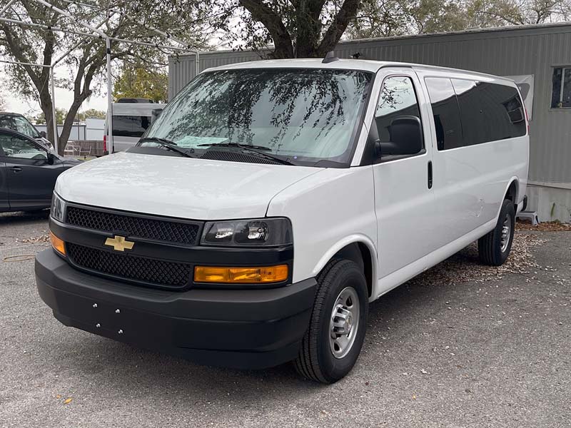 Bandago Express 15-Passenger Van